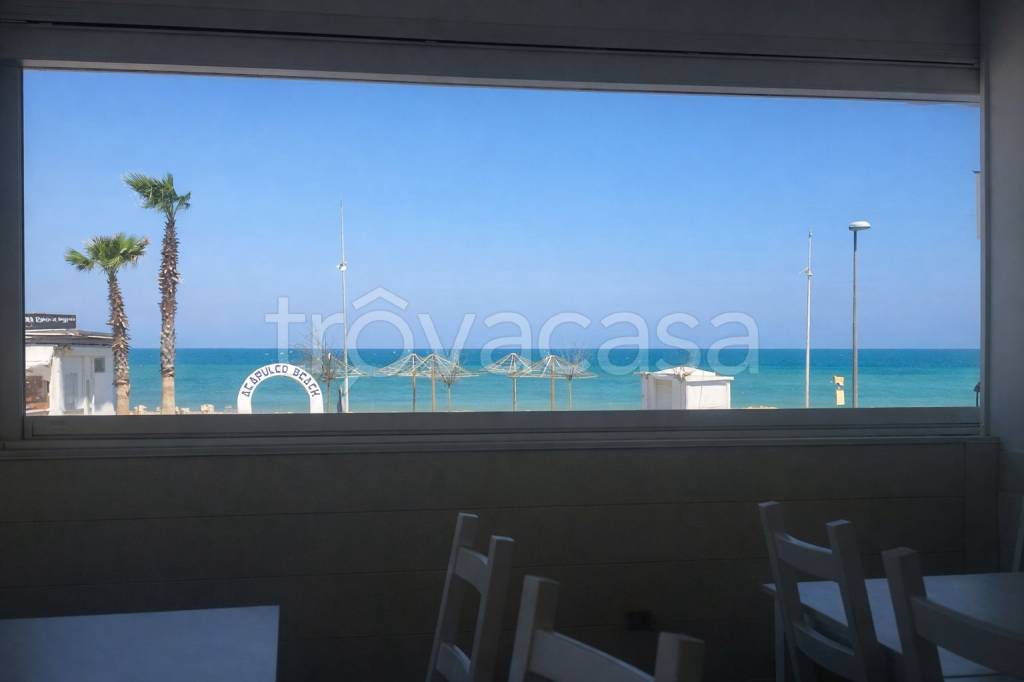 negozio in vendita a Porto Recanati