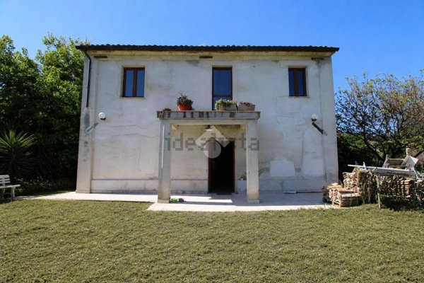 casa indipendente in vendita a Porto Recanati