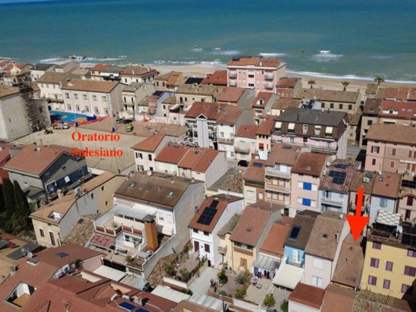 casa indipendente in vendita a Porto Recanati