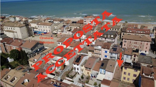 casa indipendente in vendita a Porto Recanati