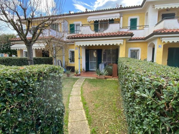 casa indipendente in vendita a Porto Recanati