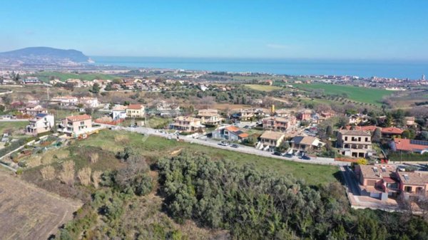 terreno agricolo in vendita a Porto Recanati