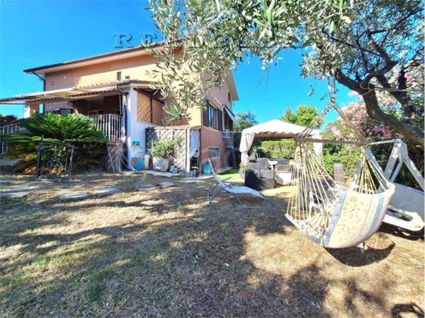 casa indipendente in vendita a Porto Recanati
