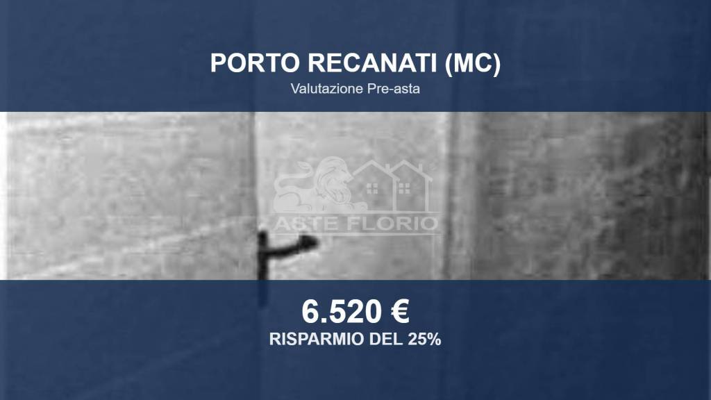 locale commerciale in vendita a Porto Recanati