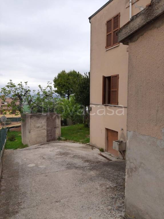 casa indipendente in vendita a Potenza Picena