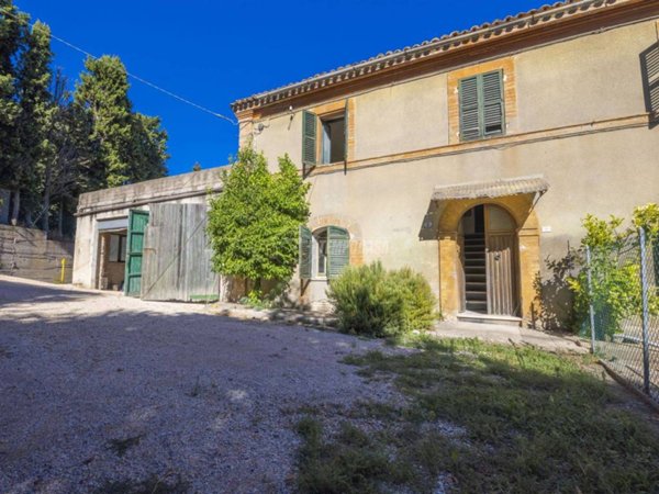 casa indipendente in vendita a Potenza Picena