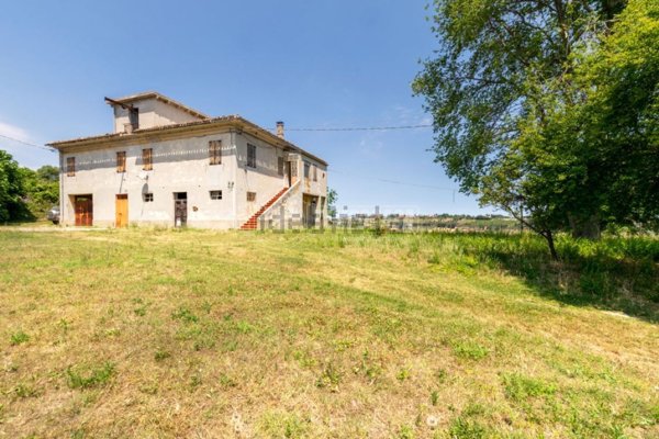 casale in vendita a Potenza Picena