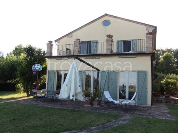 casa indipendente in vendita a Potenza Picena in zona Porto Potenza Picena