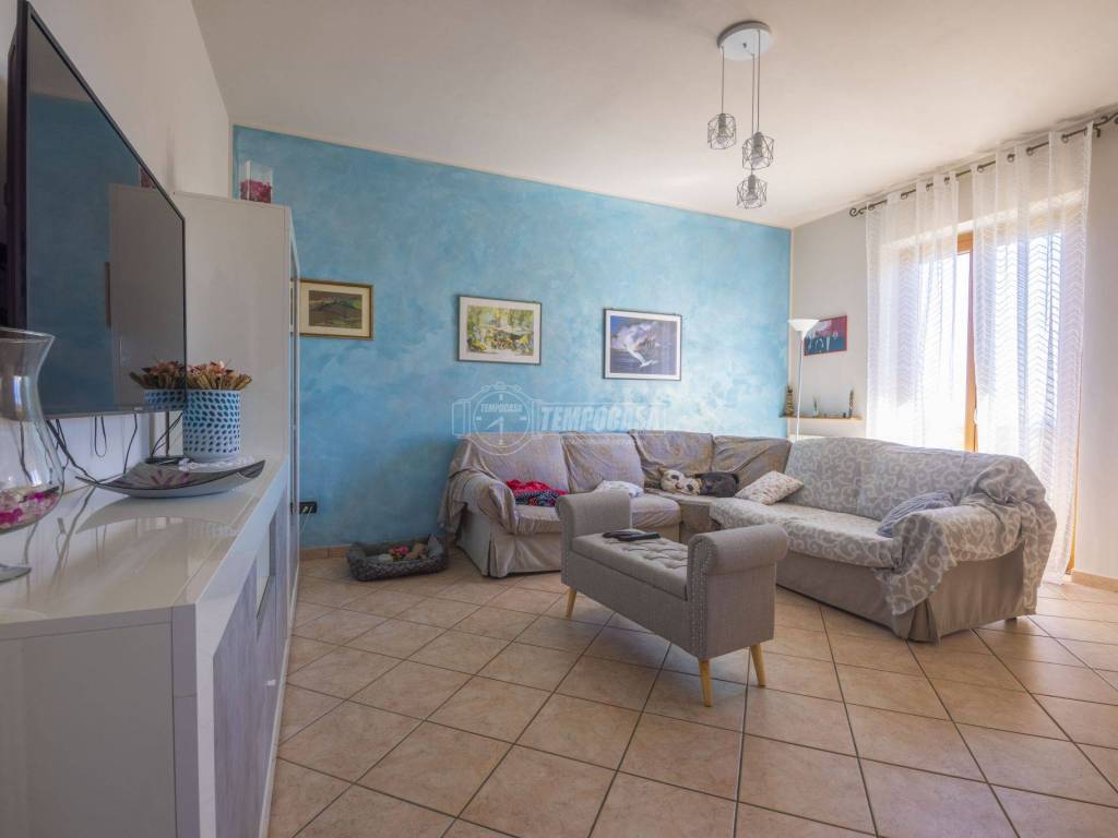 appartamento in vendita a Potenza Picena in zona Montecanepino