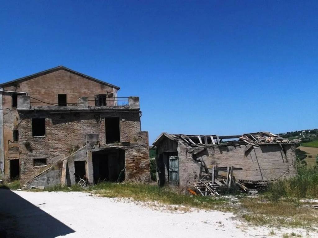 casa indipendente in vendita a Potenza Picena