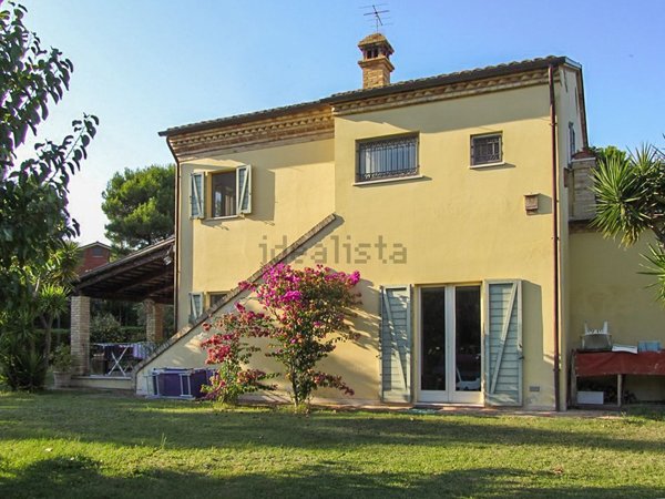 casa indipendente in vendita a Potenza Picena