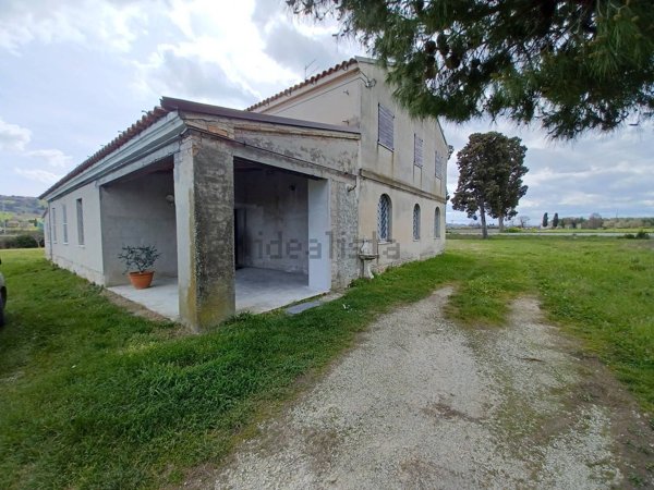 casa indipendente in vendita a Potenza Picena in zona San Girio