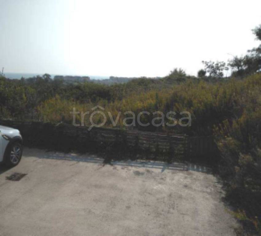 terreno agricolo in vendita a Potenza Picena in zona Porto Potenza Picena