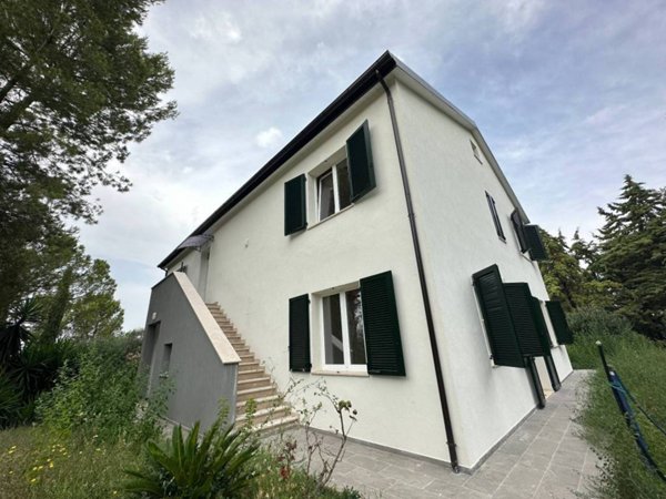 casa indipendente in vendita a Potenza Picena