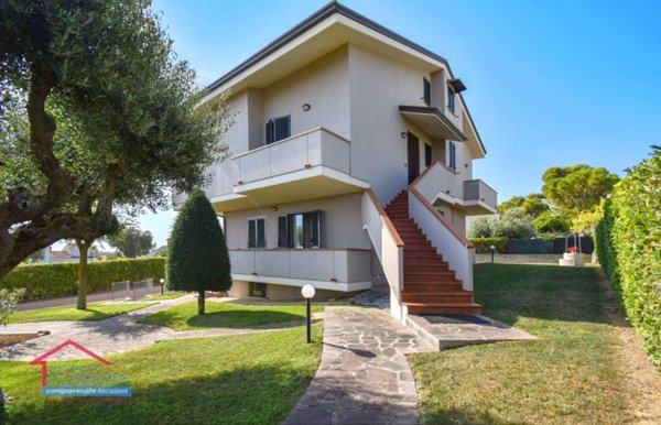 casa indipendente in vendita a Potenza Picena