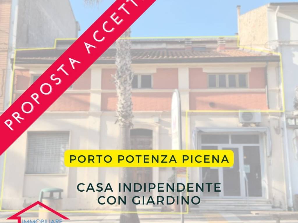 casa indipendente in vendita a Potenza Picena in zona Porto Potenza Picena