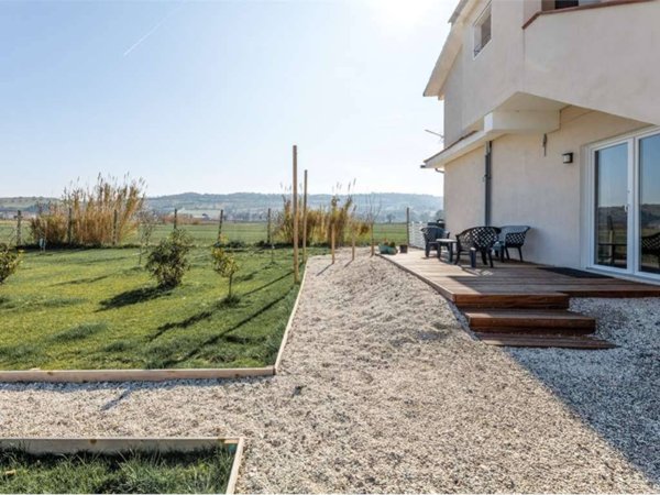 appartamento in vendita a Potenza Picena in zona San Girio