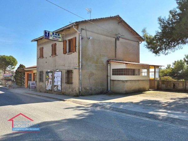 casa indipendente in vendita a Potenza Picena