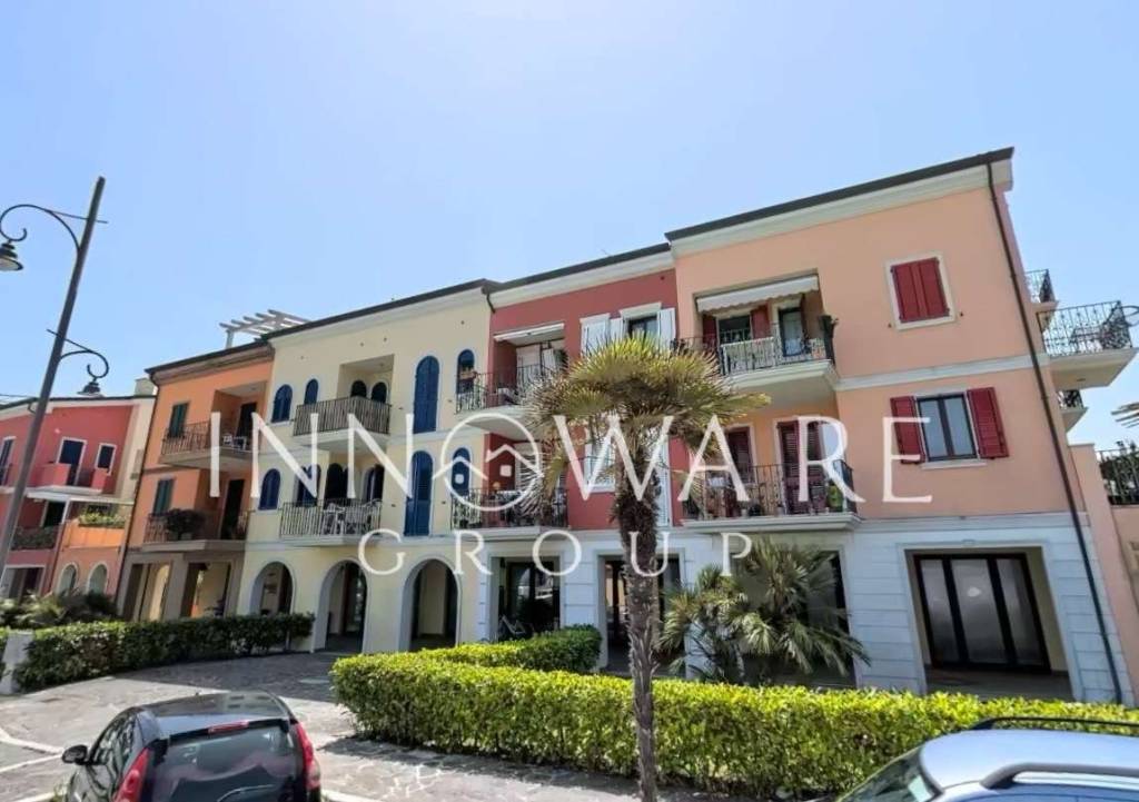 appartamento in vendita a Potenza Picena in zona Porto Potenza Picena