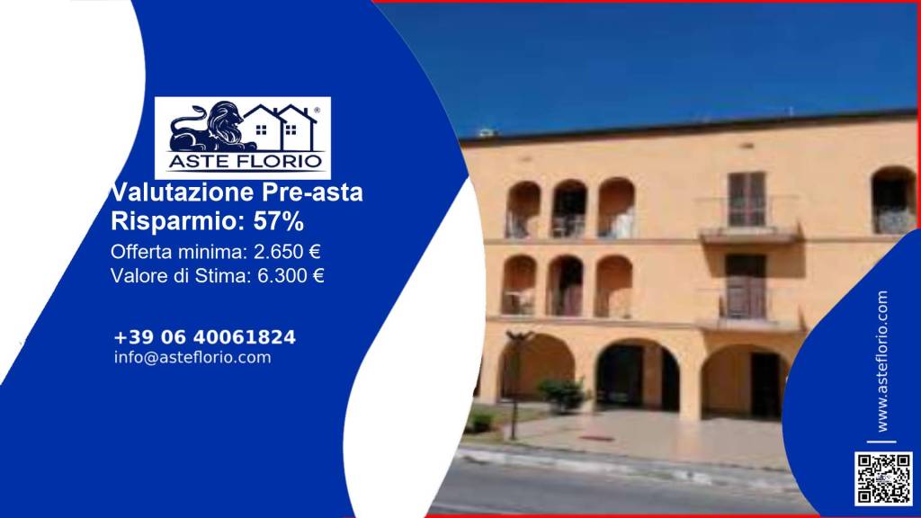 locale commerciale in vendita a Potenza Picena in zona Porto Potenza Picena