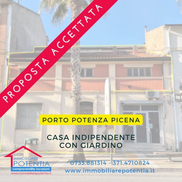 casa indipendente in vendita a Potenza Picena in zona Porto Potenza Picena
