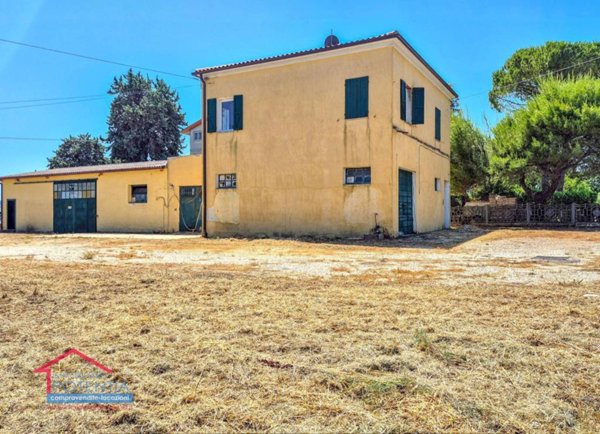 appartamento in vendita a Potenza Picena in zona Porto Potenza Picena
