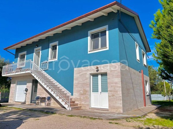 casa indipendente in vendita a Potenza Picena