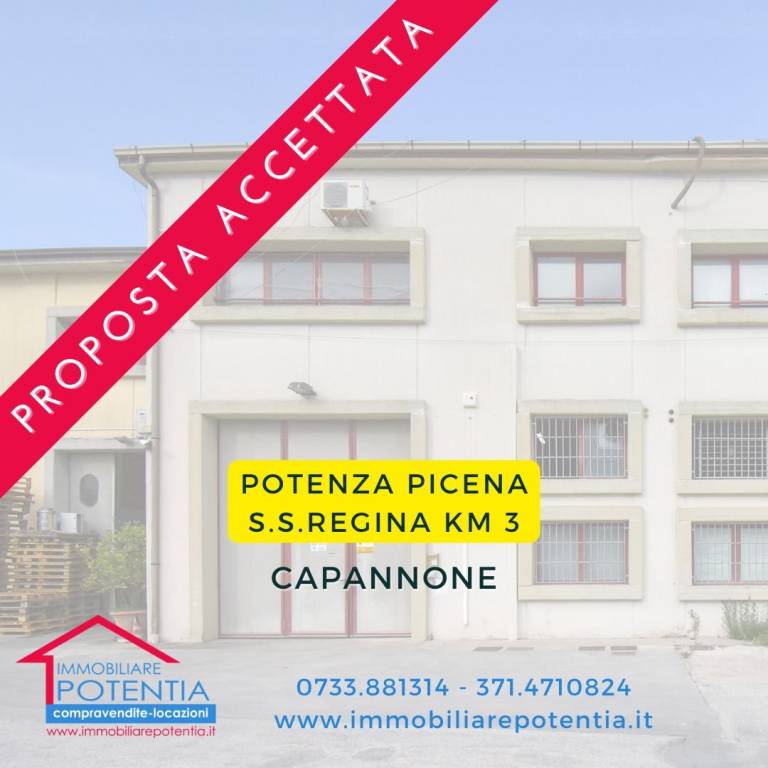 locale commerciale in vendita a Potenza Picena