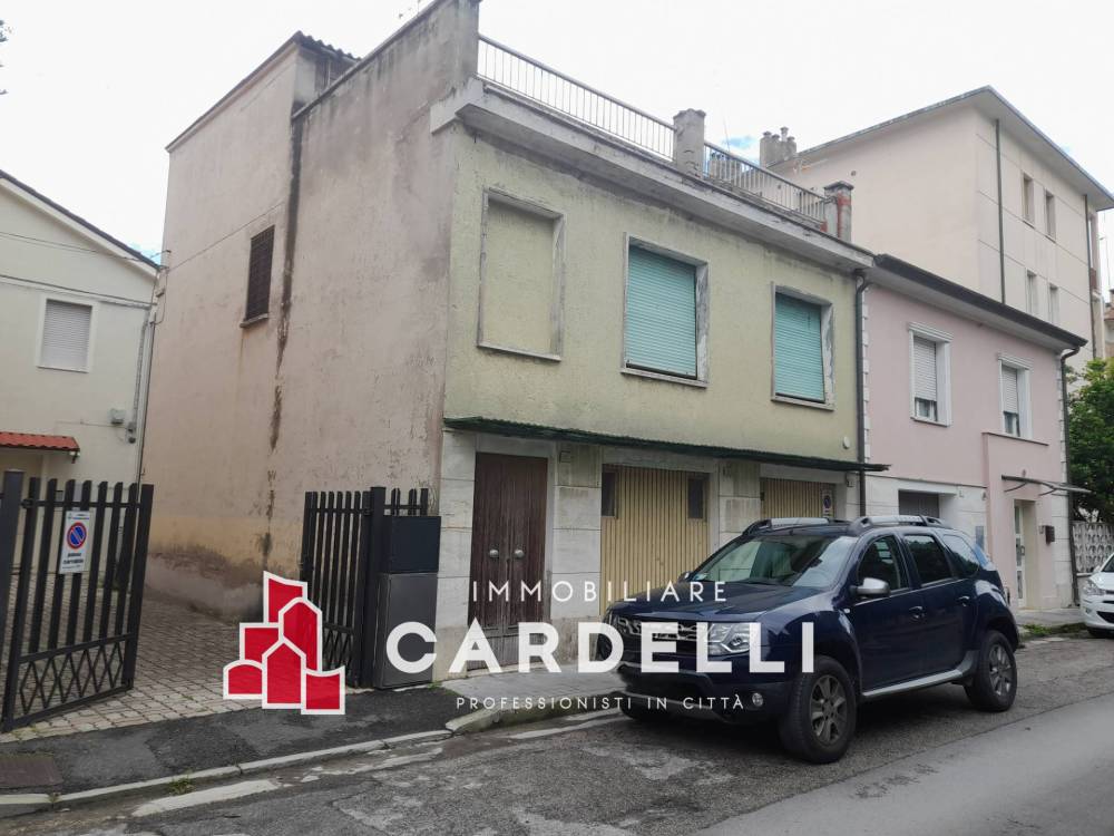 casa indipendente in vendita a Potenza Picena