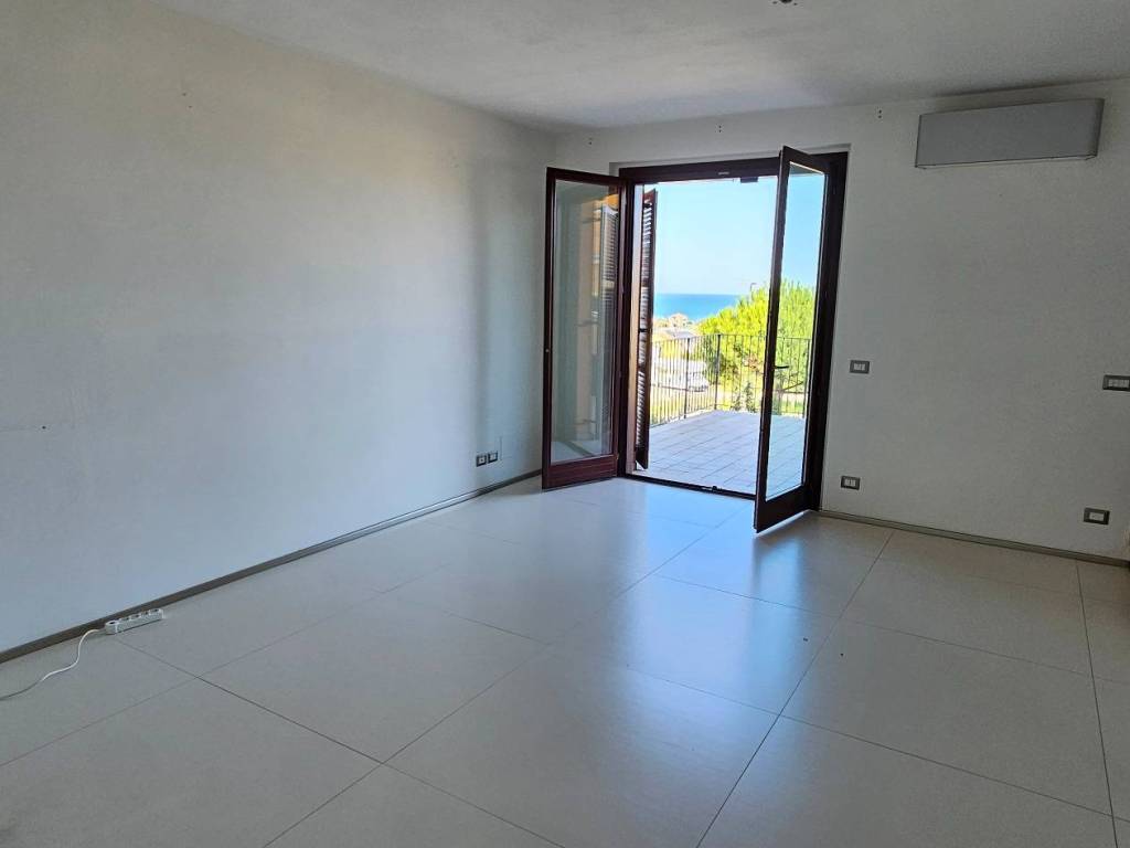 casa indipendente in vendita a Potenza Picena in zona Porto Potenza Picena