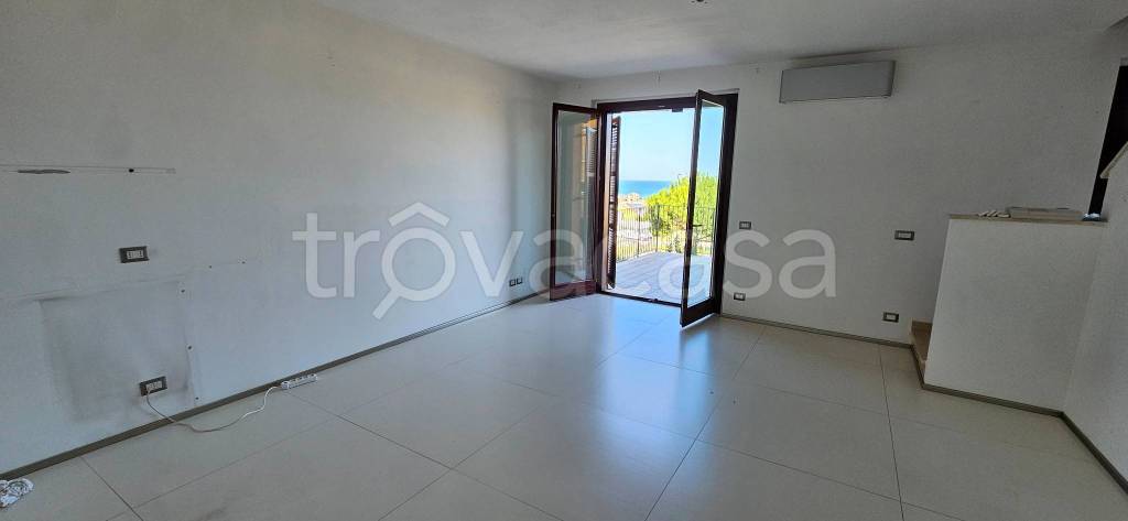 casa indipendente in vendita a Potenza Picena in zona Porto Potenza Picena