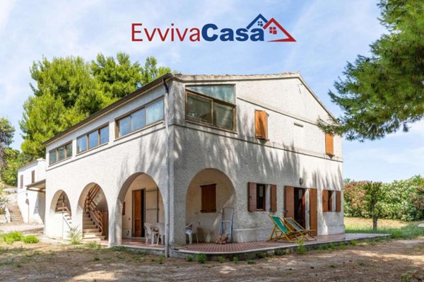 casa indipendente in vendita a Potenza Picena