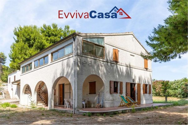 casa indipendente in vendita a Potenza Picena
