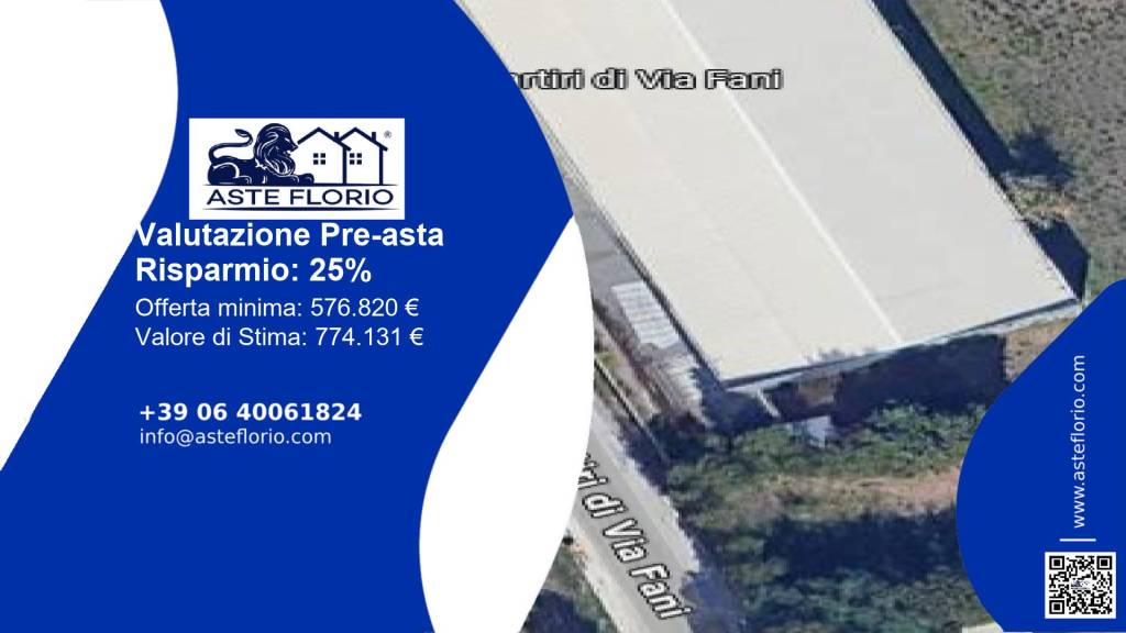 locale commerciale in vendita a Potenza Picena in zona Porto Potenza Picena