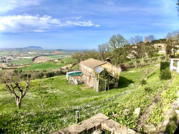 casa indipendente in vendita a Potenza Picena