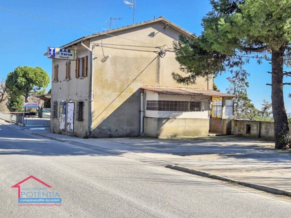casa indipendente in vendita a Potenza Picena