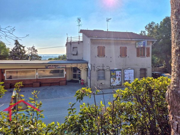 casa indipendente in vendita a Potenza Picena