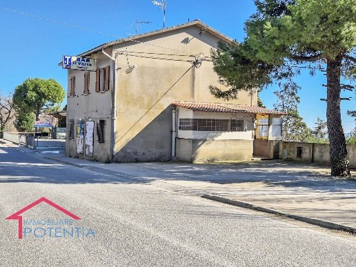 casa indipendente in vendita a Potenza Picena