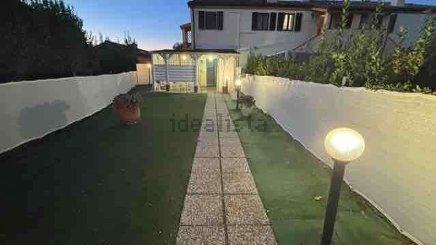 appartamento in vendita a Potenza Picena in zona Porto Potenza Picena