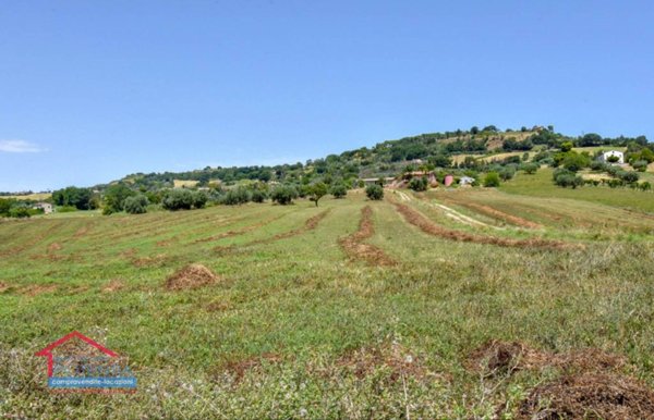 terreno edificabile in vendita a Potenza Picena in zona Porto Potenza Picena
