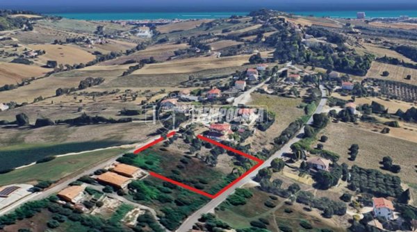 casa indipendente in vendita a Potenza Picena in zona Montecanepino