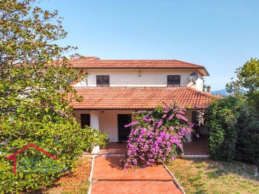 casa indipendente in vendita a Potenza Picena