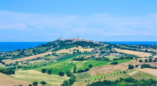 casa indipendente in vendita a Potenza Picena