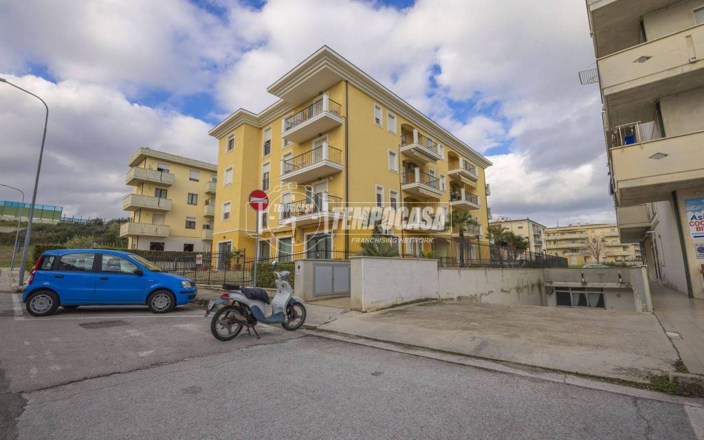appartamento in vendita a Potenza Picena in zona Porto Potenza Picena