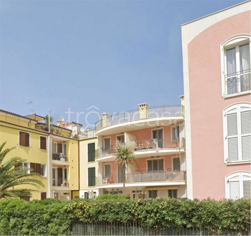 appartamento in vendita a Potenza Picena in zona Porto Potenza Picena