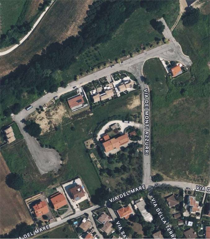 casa indipendente in vendita a Potenza Picena