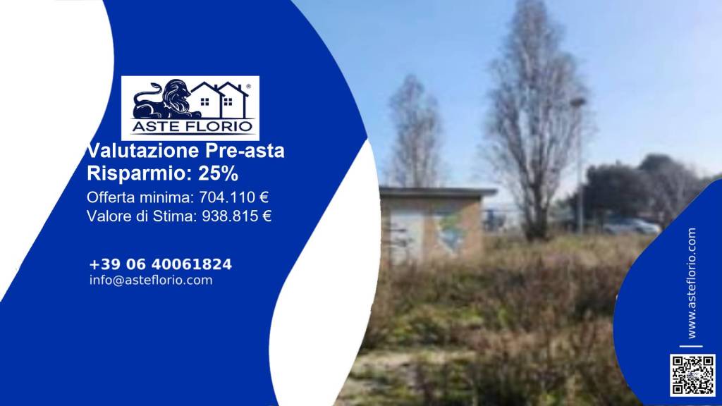 locale commerciale in vendita a Potenza Picena