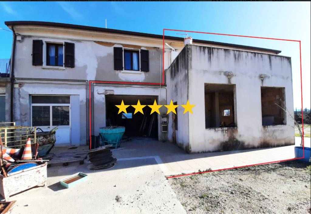 appartamento in vendita a Potenza Picena in zona Porto Potenza Picena