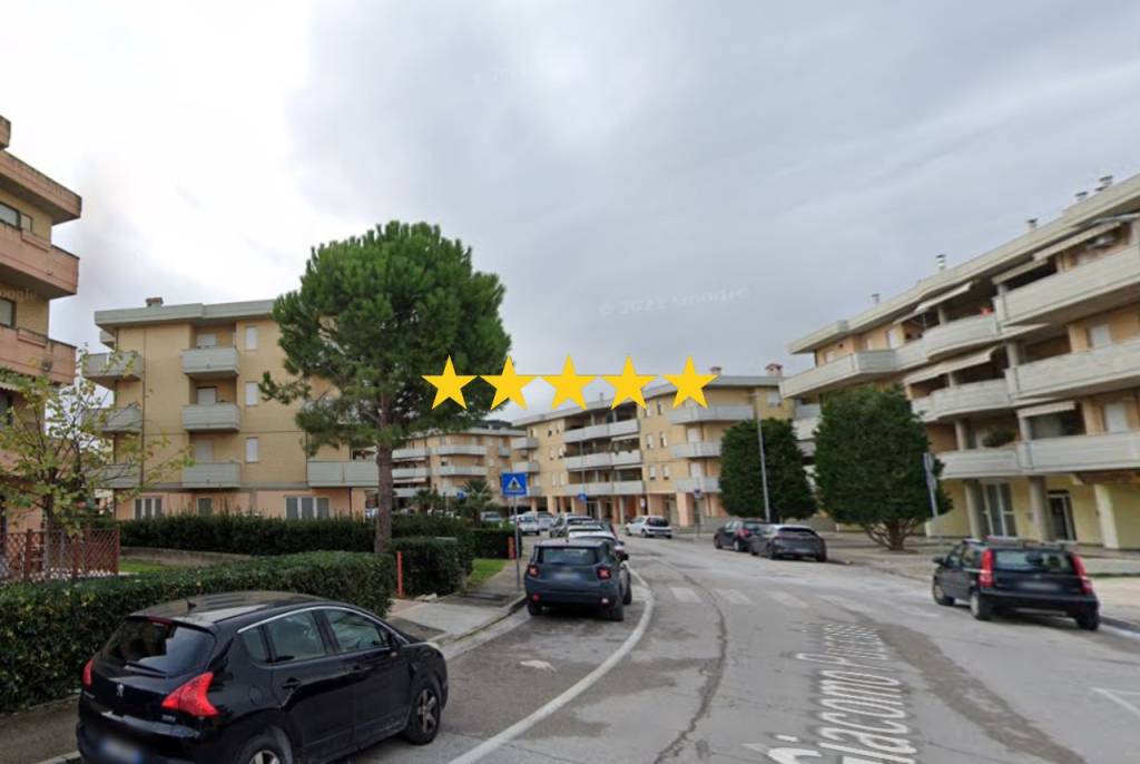 appartamento in vendita a Potenza Picena in zona Porto Potenza Picena