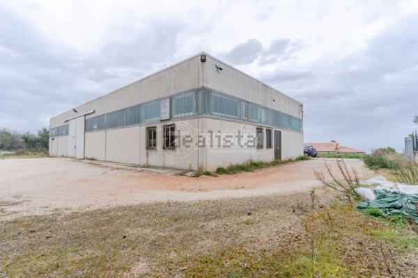 ufficio in vendita a Potenza Picena